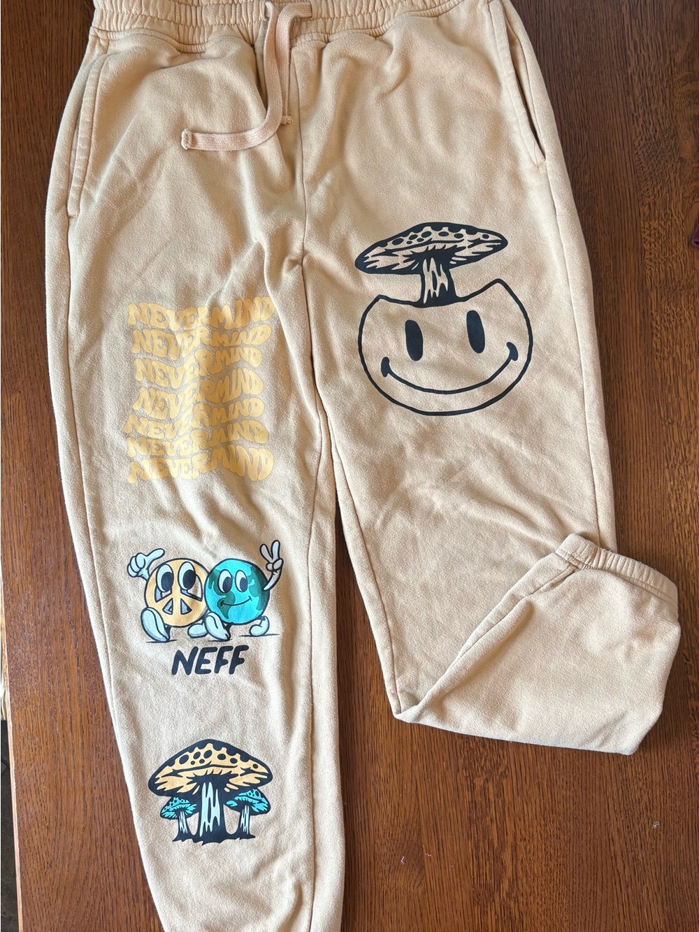 Neff Nevermind Graphic Unisex Jogger Bottoms - Mushroom Smile